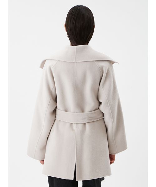 共ベルト付きビックカラーミディ丈コート（ステンカラーコート）｜Mila
