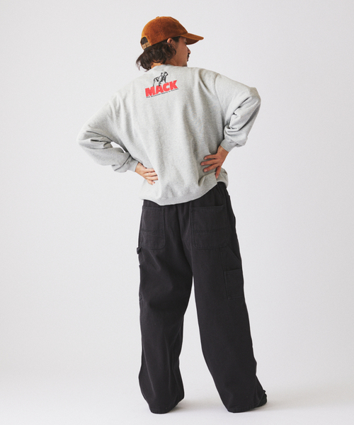 JOURNAL STANDARD relume（ジャーナルスタンダード　レリューム）の「MACK TRUCKS / マック・トラックス 別注 フェード  プリント スウェット（スウェット・メンズ・ブラック/ライトグレー/ホワイト×ホワイト・LARGE/MEDIUM）」の9枚目の写真