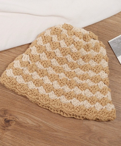 SANSeLF（サンセルフ）の「【SANSeLF】 クロシェバケットハット 立体編みデザイン ニット風 saa25a173（ニットキャップ/ビーニー・レディース・ベージュ/グリーン/ブラック・FREE）」の7枚目の写真