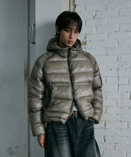P.IN.O(ピインオ)の「シースルーキルティングフード軽量ダウン - ダークグレー(ダウンジャケット/コート・メンズ・その他・SMALL/MEDIUM/LARGE)」の7枚目の写真