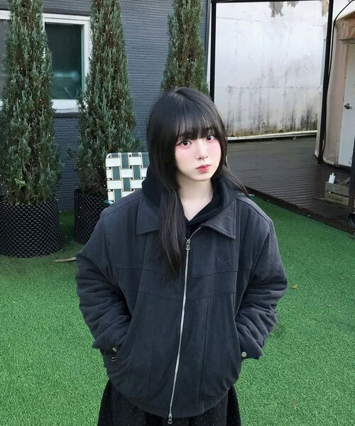 CHICKS(チックス)の「クッシーコーデュロイキルティングジャケットブラック(その他アウター・レディース・ブラック・FREE)」の2枚目の写真