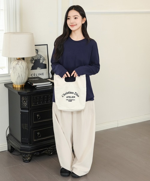 DAYRA(デイラ)の「コットン ラウンドネック ベーシック 長袖 カットソー(Tシャツ/カットソー・レディース・ダークグレー/ネイビー/ホワイト/ブラック・S/M/XL)」の17枚目の写真