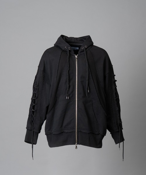 MAISON SPECIAL(メゾンスペシャル)の「《UNISEX》Waffle Switch Lace-up Sweat Prime-Over Zip Hoodie/ワッフル切り替えレースアップスウェットプライムオーバージップフーディー【MAISON SPECIAL/メゾンスペシャル】(パーカー・メンズ・グレー/ブラック・0/1/2)」の12枚目の写真