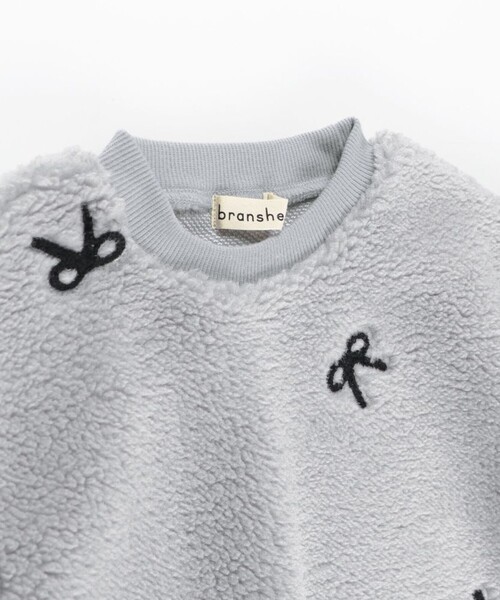 BRANSHES(ブランシェス)の「【セットアップ対応】リボン総柄刺繍×ボアトレーナー(スウェット・キッズ・グレー/アイボリー・110/130/100/140/120/80/150/90)」の6枚目の写真