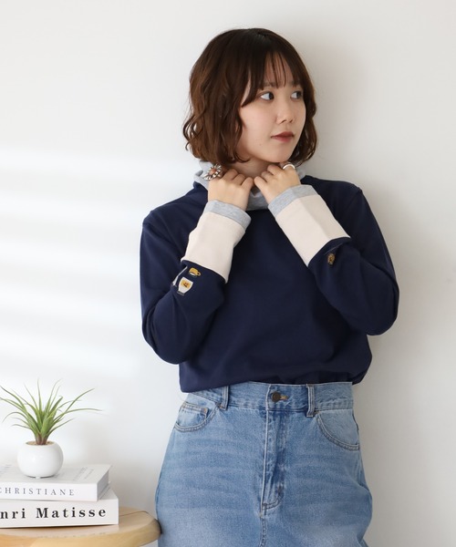 Emago(イマゴ)の「EMAGO ひと息刺繍袖切替えタートル 長袖(Tシャツ/カットソー・レディース・アイボリー/カーキ/ネイビー・FREE)」の3枚目の写真