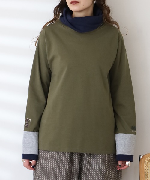 Emago(イマゴ)の「EMAGO ひと息刺繍袖切替えタートル 長袖(Tシャツ/カットソー・レディース・アイボリー/カーキ/ネイビー・FREE)」の9枚目の写真