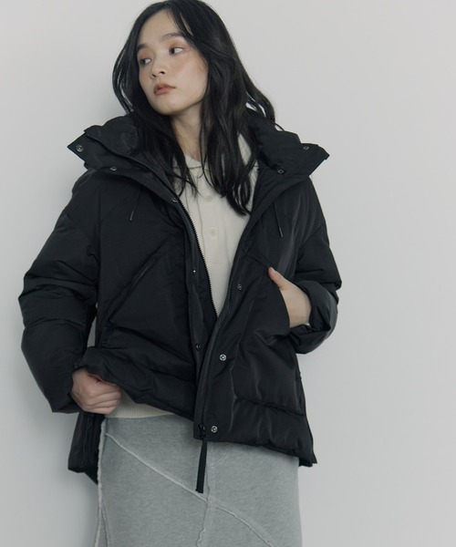 NOISE MAKER(ノイズメーカー)の「【 NOISEMAKER/ノイズメーカー】《STUDIOUS別注》DOWN JACKET/ダウンジャケット(ダウンジャケット/コート・レディース・ホワイト/ブラック・1/2)」の5枚目の写真