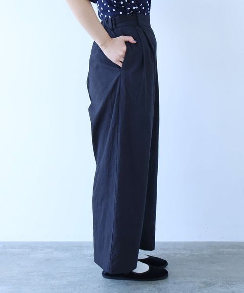 bulle de savon（ビュルデサボン）の「リネン/コットン ナチュラルトリプルワッシャー 2tuck パンツ（その他パンツ・レディース・ブラック/ホワイト・FREE）」の15枚目の写真