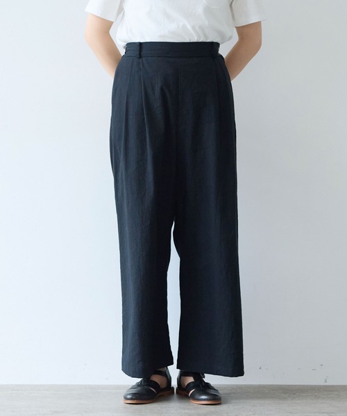 bulle de savon（ビュルデサボン）の「リネン/コットン ナチュラルトリプルワッシャー 2tuck パンツ（その他パンツ・レディース・ブラック/ホワイト・FREE）」の7枚目の写真