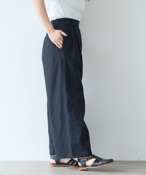 bulle de savon（ビュルデサボン）の「リネン/コットン ナチュラルトリプルワッシャー 2tuck パンツ（その他パンツ・レディース・ブラック/ホワイト・FREE）」の8枚目の写真