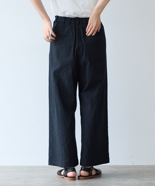 bulle de savon（ビュルデサボン）の「リネン/コットン ナチュラルトリプルワッシャー 2tuck パンツ（その他パンツ・レディース・ブラック/ホワイト・FREE）」の6枚目の写真
