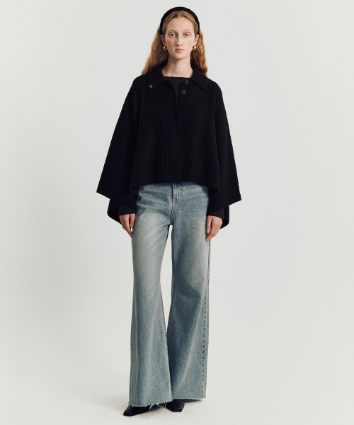 MAYVERU（メイバーユー）の「Roddie Cape Knit jacket _ Black（ニット/セーター・レディース・その他・FREE）」の3枚目の写真