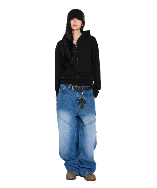 AAKAM(アーカム)の「Eyelet Damaged Zip-Up Hoodie (Black)(パーカー・レディース・その他・2/1)」の7枚目の写真