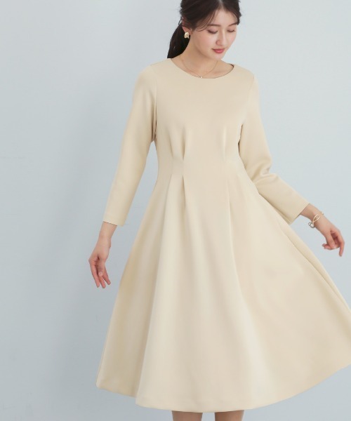 White Collection(ホワイトコレクション)の「【 洗える・ストレッチ 】 スムースダンボール・タックフレアワンピース(ワンピース・レディース・ネイビー/ベージュ・S/L/M)」の10枚目の写真