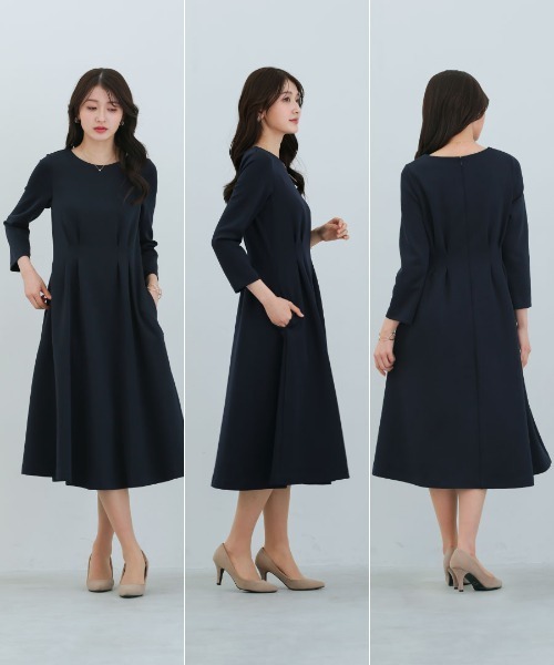 White Collection(ホワイトコレクション)の「【 洗える・ストレッチ 】 スムースダンボール・タックフレアワンピース(ワンピース・レディース・ネイビー/ベージュ・S/L/M)」の6枚目の写真