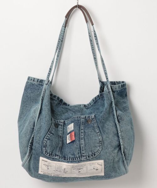 SNOOPY×OLD BETTY'S(スヌーピーカケルオールドベティーズ)の「スヌーピー【SNOOPY】Denim Vintage Look Tote Bag(トートバッグ・レディース・インディゴブルー・FREE)」の6枚目の写真
