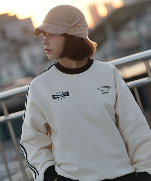 WILDROCK(ワイルドロック)の「グレイトデイ フットボール スウェット_アイボリー(スウェット・メンズ・その他・LARGE/SMALL/MEDIUM)」の6枚目の写真