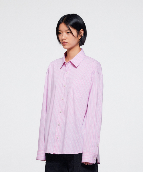 ERA（エラ）の「ユニセックス ERA クラシックシャツ - ピンクストライプ（シャツ/ブラウス・レディース・その他・SMALL/MEDIUM/LARGE）」の3枚目の写真