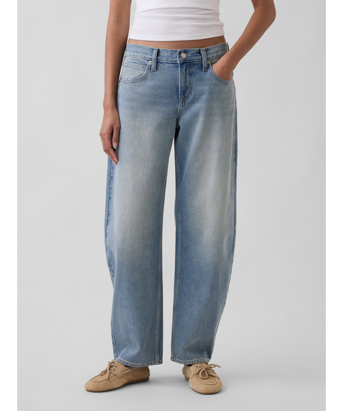 GAP（ギャップ）の「ローライズ バレルデニム（デニムパンツ・レディース・ライトインディゴブルー・23/24/25/26/27/28/29/30）」の3枚目の写真