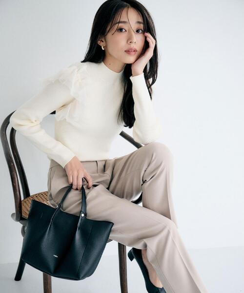 index（インデックス）の「ショルダーチュールフリルハイネックニット【洗濯機OK/抗ピル】（ニット/セーター・レディース・ベビーピンク/オフホワイト/チャコールグレー・36/38/40/42）」の13枚目の写真