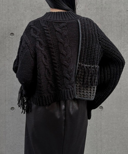 &g'aime(アンジェム)の「【&g'aime 】編地MIXフリンジニット Mixed Knit Fringe Pullover(ニット/セーター・レディース・ブラック/チャコールグレー/ブラウン・FREE)」の7枚目の写真