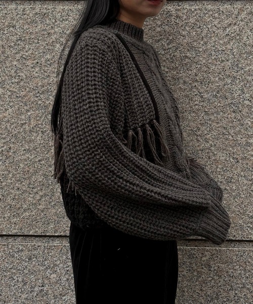 &g'aime(アンジェム)の「【&g'aime 】編地MIXフリンジニット Mixed Knit Fringe Pullover(ニット/セーター・レディース・ブラック/チャコールグレー/ブラウン・FREE)」の15枚目の写真