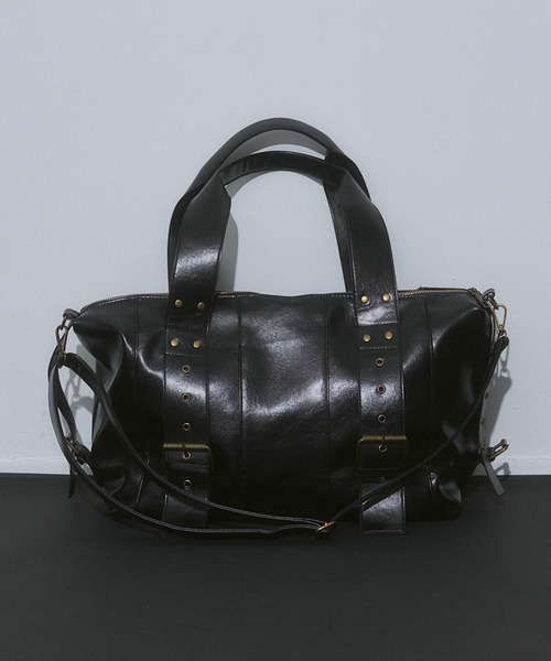 ENVYM(アンビー)の「スタッズ フェイクレザー 2WAY ボストン バッグ(ショルダーバッグ・レディース・ブラウン/ブラック・FREE)」の10枚目の写真