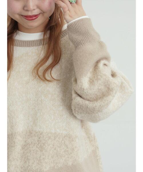 SM2(エスエムツー)の「グラデーションニットプルオーバー(ニット/セーター・レディース・ネイビー/ベージュ/ブラウン・F)」の20枚目の写真