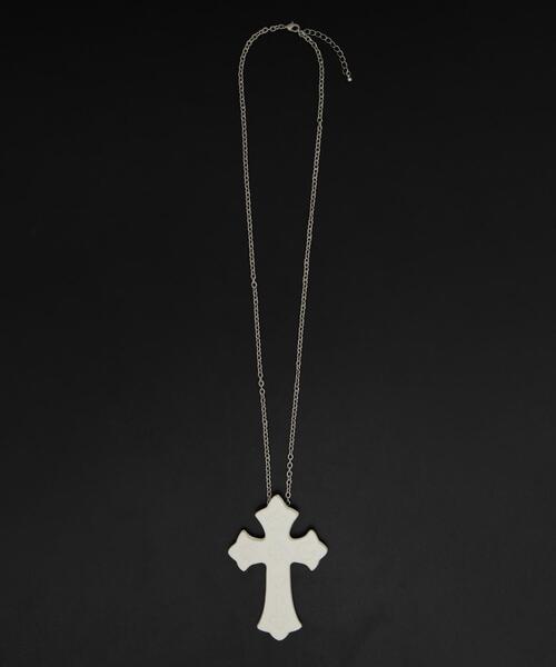 WEGO(ウィゴー)の「WEGO/PUエンボスロゴクロスネックレス(ネックレス・メンズ・ブラック/ブラウン/ホワイト・FREE)」の2枚目の写真