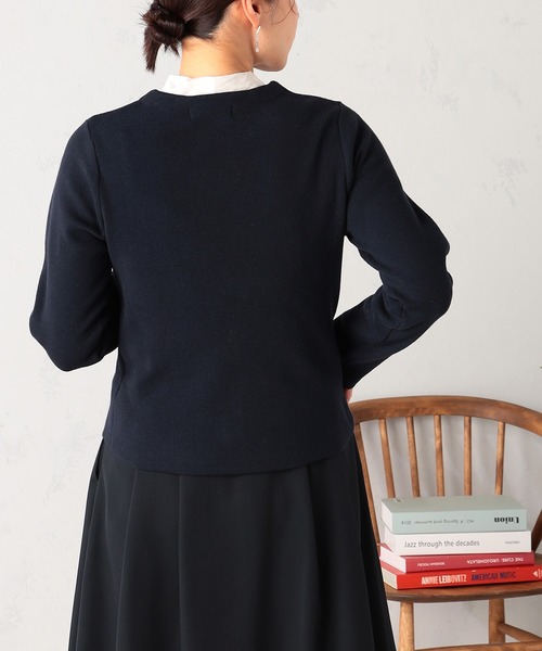 GALLORIA（ギャローリア）の「【洗濯機で洗える】パール調ボタンニットジャケット（カーディガン/ボレロ・レディース・ライトグリーン/ネイビー・L/LL/M/S）」の9枚目の写真