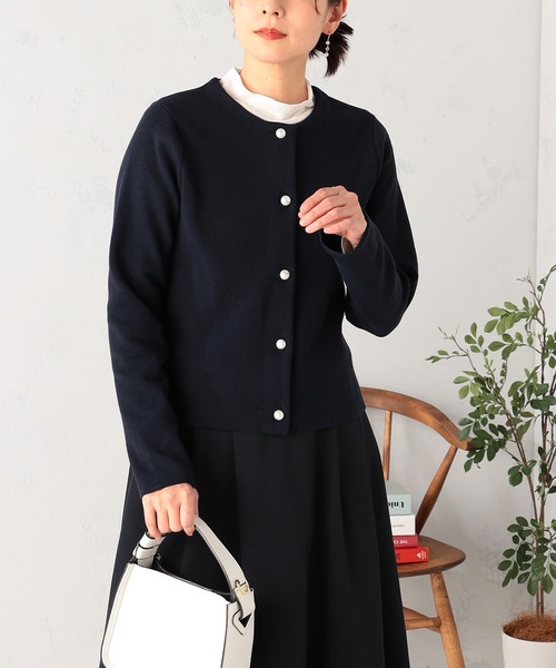 GALLORIA（ギャローリア）の「【洗濯機で洗える】パール調ボタンニットジャケット（カーディガン/ボレロ・レディース・ライトグリーン/ネイビー・L/LL/M/S）」の7枚目の写真