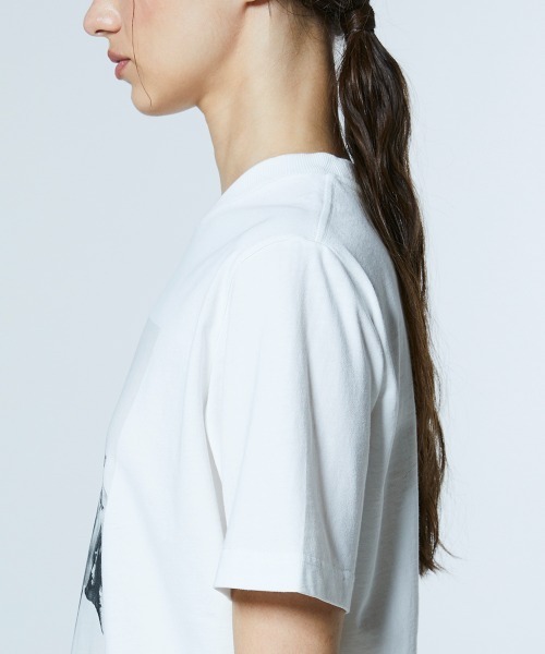 DOUBLE STANDARD CLOTHING(ダブルスタンダードクロージング)の「レアルツイスト フォトプリント天竺Tシャツ(Tシャツ/カットソー・レディース・オフホワイト・FREE)」の6枚目の写真
