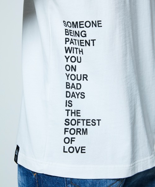 DOUBLE STANDARD CLOTHING(ダブルスタンダードクロージング)の「レアルツイスト フォトプリント天竺Tシャツ(Tシャツ/カットソー・レディース・オフホワイト・FREE)」の10枚目の写真