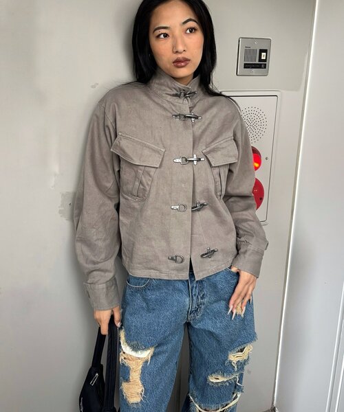 WHO'S WHO gallery(フーズフーギャラリー)の「FIREMAN MILITARY SHIRT JACKET(ミリタリージャケット・レディース・ブラック/ライトグレー/カーキ・FREE)」の5枚目の写真