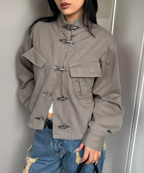 WHO'S WHO gallery(フーズフーギャラリー)の「FIREMAN MILITARY SHIRT JACKET(ミリタリージャケット・レディース・ブラック/ライトグレー/カーキ・FREE)」の6枚目の写真