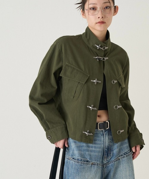 WHO'S WHO gallery(フーズフーギャラリー)の「FIREMAN MILITARY SHIRT JACKET(ミリタリージャケット・レディース・ブラック/ライトグレー/カーキ・FREE)」の1枚目の写真