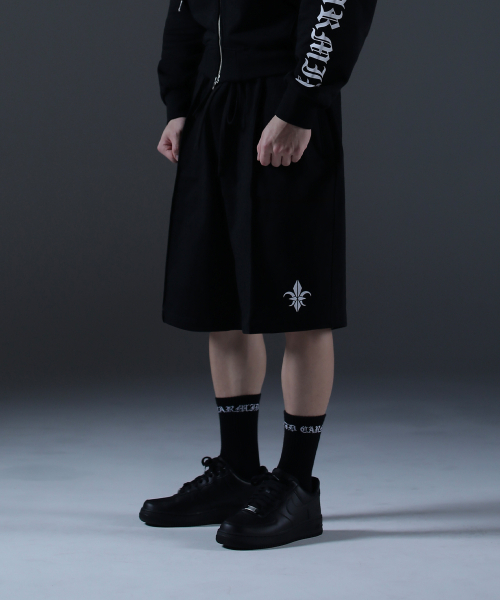 CARMID(カミド)の「カミドノーブルレタリングバミューダパンツ(その他パンツ・メンズ・その他・1/2)」の1枚目の写真