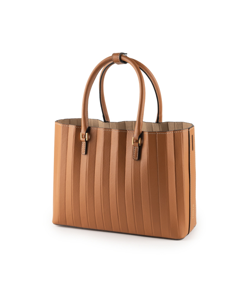 PLEATICA（プリティカ）の「Flaum Tote Bag Brown（トートバッグ・レディース・その他・FREE）」の3枚目の写真