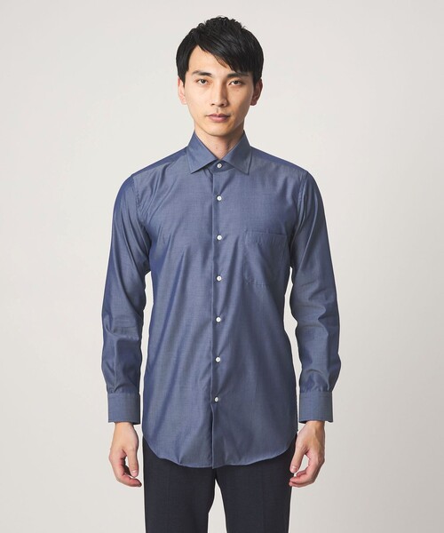 green label relaxing（グリーンレーベルリラクシング）の「コットン シャンブレー ワイドカラー ドレスシャツ -イージーアイロン-（ビジネスシャツ・メンズ・ネイビー・37cm/39cm/43cm/40cm/42cm/41cm/38cm）」の4枚目の写真
