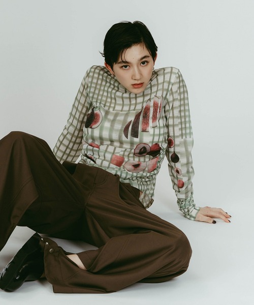 Knuth Marf（クヌースマーフ）の「【Knuth Marf】fruit-check print knit（ニット/セーター・レディース・ブルー/ブラック/グリーン・FREE）」の10枚目の写真