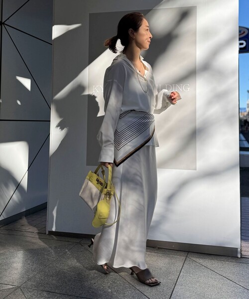 NOLLEY’S（ノーリーズ）の「シルクプリントスカーフ88（バンダナ/スカーフ・レディース・ブルー系その他/ブラウン系その他・FREE）」の6枚目の写真