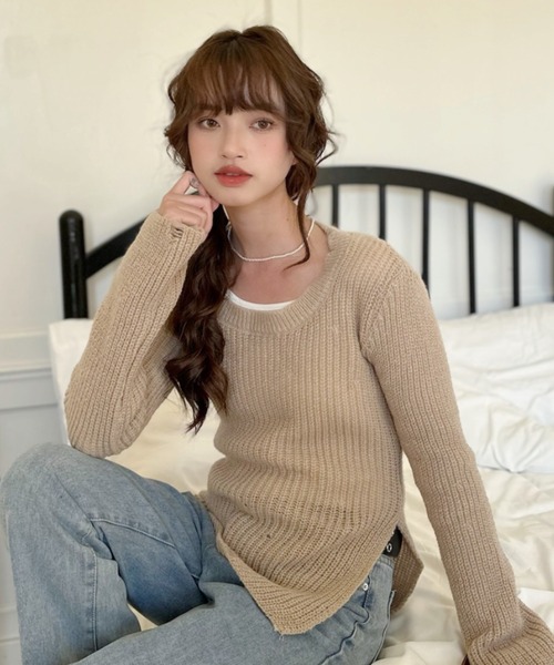 Ada.(エイダ)の「サイドスリット スリム ニット トップス(ニット/セーター・レディース・ベージュ/ホワイト/グレー・FREE)」の13枚目の写真