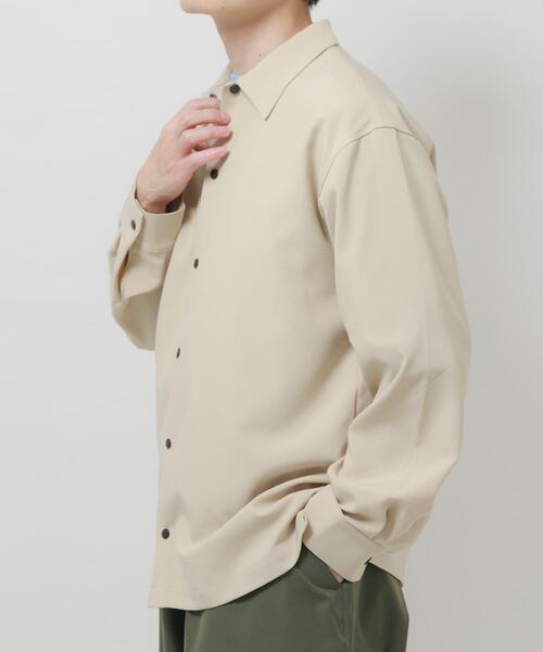 ITEMS URBANRESEARCH（アイテムズ アーバンリサーチ）の「2way ストレッチロングスリーブスナップシャツ（シャツ/ブラウス・メンズ・ブラック/オリーブ/チャコールグレー/ベージュ・MEDIUM/LARGE）」の11枚目の写真