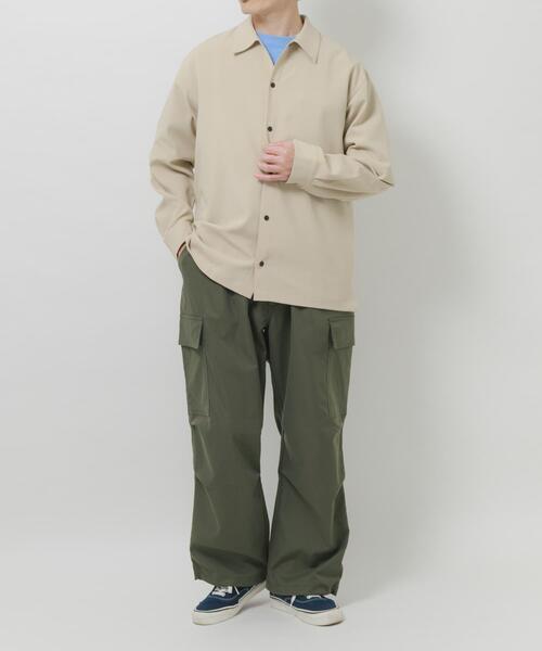 ITEMS URBANRESEARCH（アイテムズ アーバンリサーチ）の「2way ストレッチロングスリーブスナップシャツ（シャツ/ブラウス・メンズ・ブラック/オリーブ/チャコールグレー/ベージュ・MEDIUM/LARGE）」の14枚目の写真