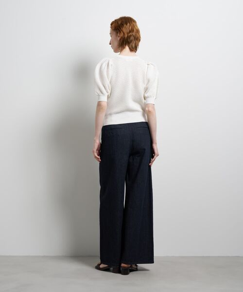 LANVIN en Bleu(ランバンオンブルー)の「アイレットパフスリーブニット(ニット/セーター・レディース・ラベンダー/ブラック/オフホワイト・38)」の6枚目の写真