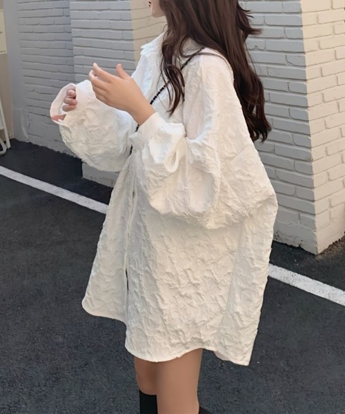 セール】レリーフ柄オーバーサイズシャツ（シャツ/ブラウス）｜Ritzy