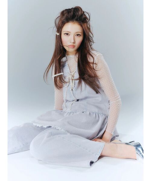 CALNAMUR(カルナムール)の「フロントレースアップデニムワンピース(ワンピース・レディース・ブルー/ピンク・FREE)」の1枚目の写真