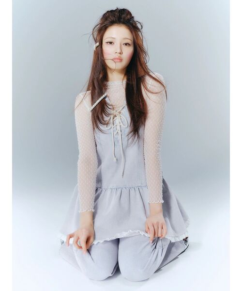 CALNAMUR(カルナムール)の「フロントレースアップデニムワンピース(ワンピース・レディース・ブルー/ピンク・FREE)」の16枚目の写真