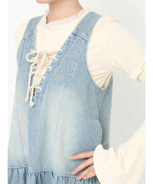 CALNAMUR(カルナムール)の「フロントレースアップデニムワンピース(ワンピース・レディース・ブルー/ピンク・FREE)」の6枚目の写真