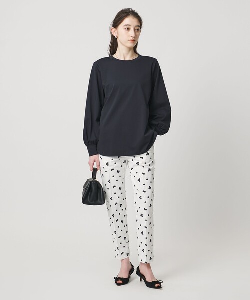 UNITED ARROWS(ユナイテッドアローズ)の「ポンチ ロングスリーブ カットソー(Tシャツ/カットソー・レディース・ネイビー/ホワイト/ブラック・FREE)」の5枚目の写真